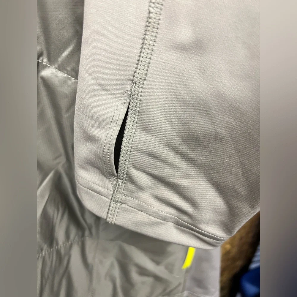 The North Face‎ Gray Jacket, Men’s Size: XLarge